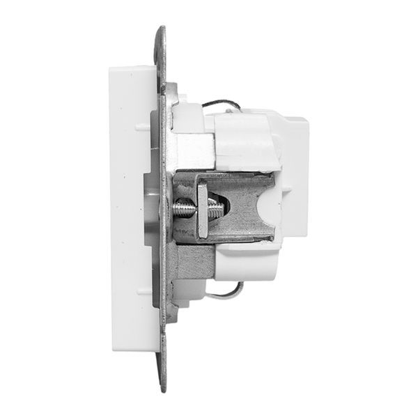 Розетка СП Эпика 16А с заземл. защ. шторки механизм бел. EKF UP1-SOW-111