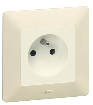 Розетка 1-м СП Valena Life 16А IP20 250В 2P защ. шторки безвинт. клеммы с лицев. панелью механизм сл. кость Leg 753516