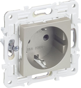 Розетка SKANDY 16А с заземл. защ. шторки SK-R04Sh шампань IEK SK-R14-16-K37