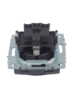 Розетка BRITE РСбш10-3-БрМ 16А IP20 с заземл. защ. шторки с крышкой механизм маренго IEK BR-R16-16-K35